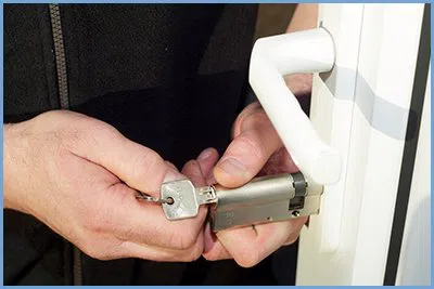 Lock Key Shop Lake Forest, IL 847-453-4067 - 56-4